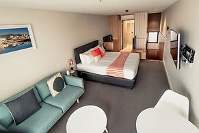 Customs House Hotel