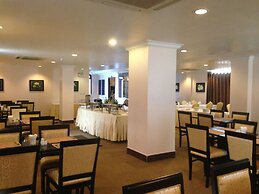 Jun Yue Hotel