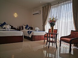 Jun Yue Hotel