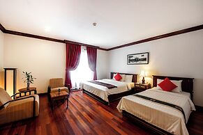 Royal Crown Hotel & Spa