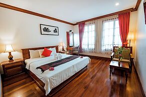 Royal Crown Hotel & Spa