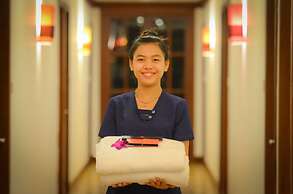 Royal Crown Hotel & Spa