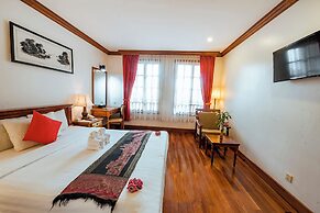 Royal Crown Hotel & Spa