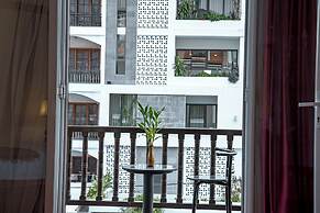 Royal Crown Hotel & Spa