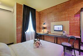the youniQ Hotel