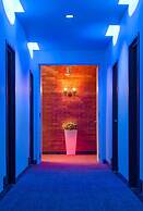 the youniQ Hotel