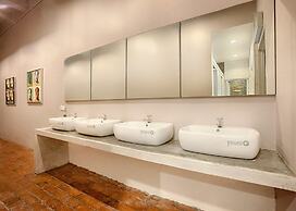 the youniQ Hotel