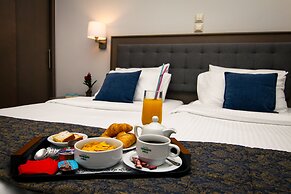 Green Hill Hotel