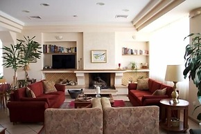 Green Hill Hotel