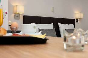 Green Hill Hotel