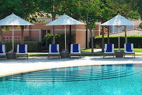 The Ritz-Carlton Abu Dhabi, Grand Canal