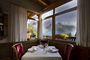 HOTEL LORENZETTI