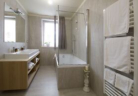 HOTEL LORENZETTI