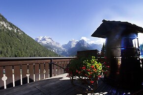 HOTEL LORENZETTI