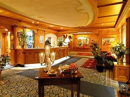HOTEL LORENZETTI