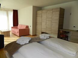 Alba Alpine Hotel