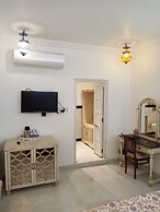 Jagat Niwas Palace