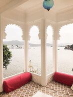 Jagat Niwas Palace