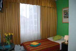 Center Hotel