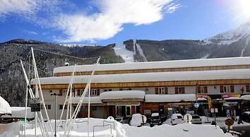Hotel Chastellares