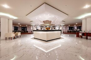 Athina Palace Resort & Spa