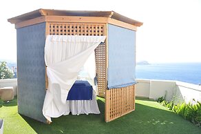 Athina Palace Resort & Spa