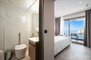 Athina Palace Resort & Spa
