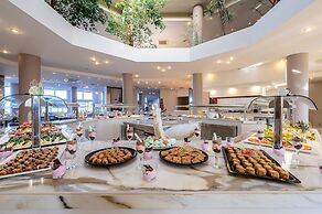 Athina Palace Resort & Spa