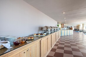 Athina Palace Resort & Spa