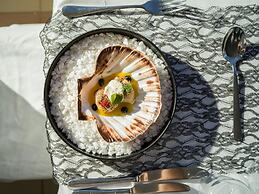 Athina Palace Resort & Spa