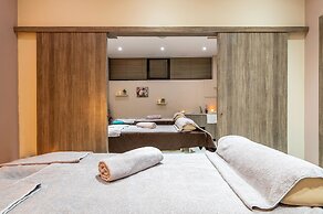 Athina Palace Resort & Spa