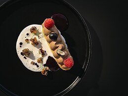 Athina Palace Resort & Spa