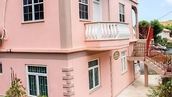Iso's Bed & Breakfast