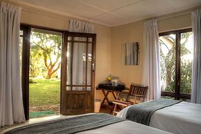 Musketeers Lodge