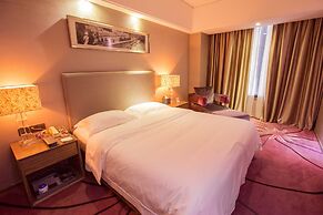 La Perle International Hotel