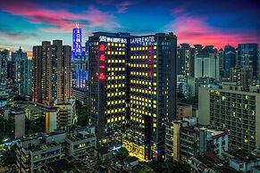 La Perle International Hotel