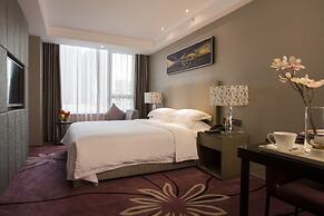 La Perle International Hotel