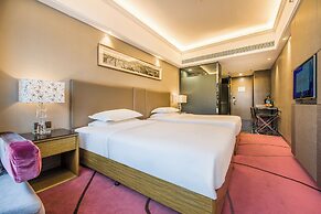 La Perle International Hotel