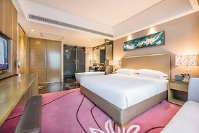 La Perle International Hotel