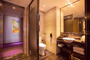 La Perle International Hotel