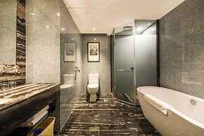 La Perle International Hotel