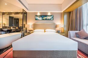 La Perle International Hotel