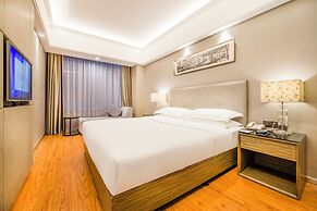 La Perle International Hotel