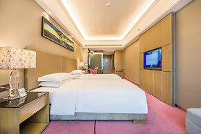 La Perle International Hotel