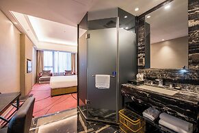 La Perle International Hotel