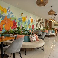 Crystalkuta Hotel - Bali