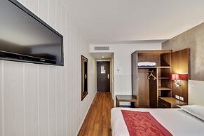 Hotel Paris Pacific