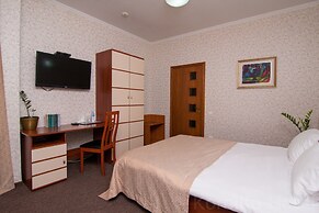 Komilfo Hotel