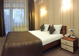 Komilfo Hotel