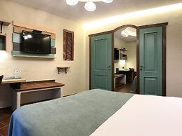 Komilfo Hotel